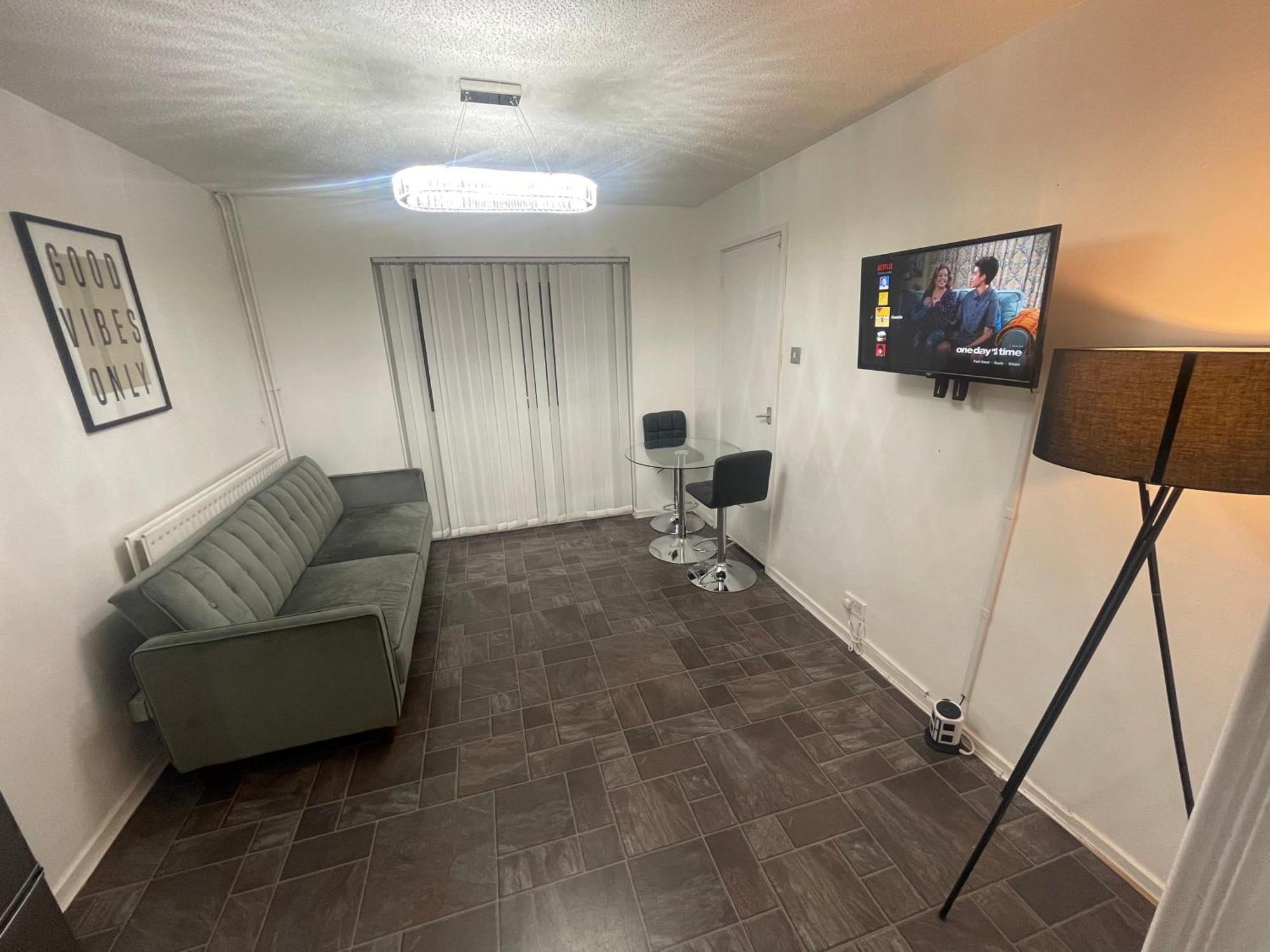 New! 4 Bedroom London House With Garden And Lawn Ngoại thất bức ảnh