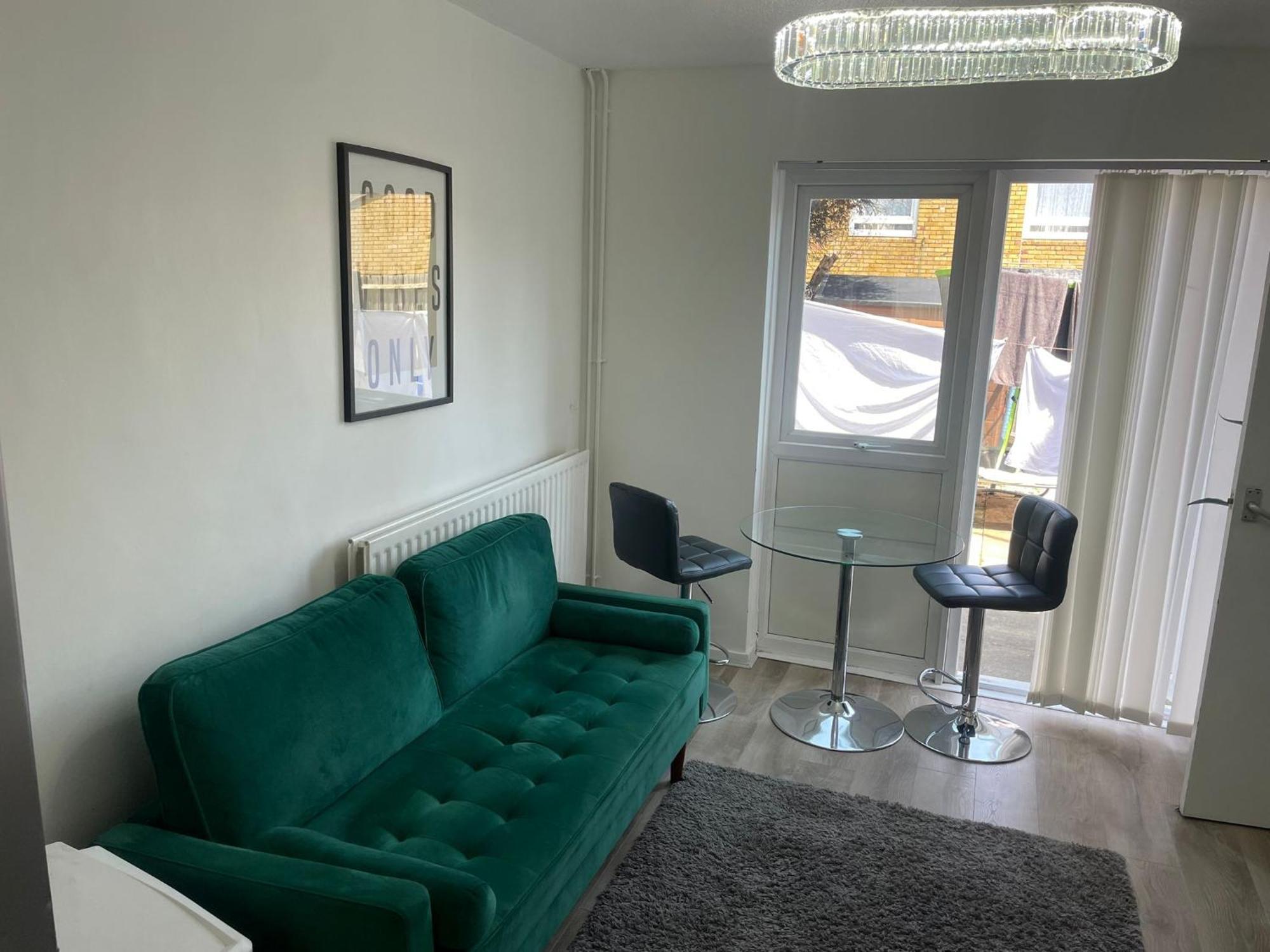 New! 4 Bedroom London House With Garden And Lawn Ngoại thất bức ảnh